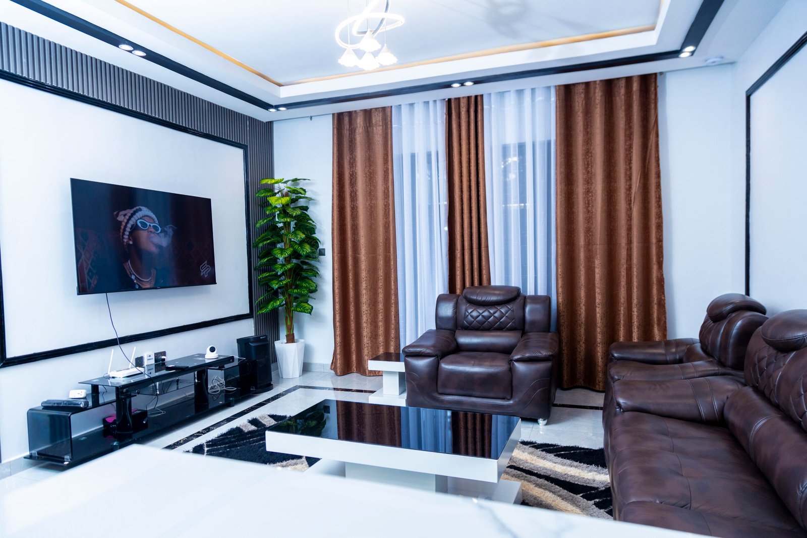 4BR Luxury Apartment